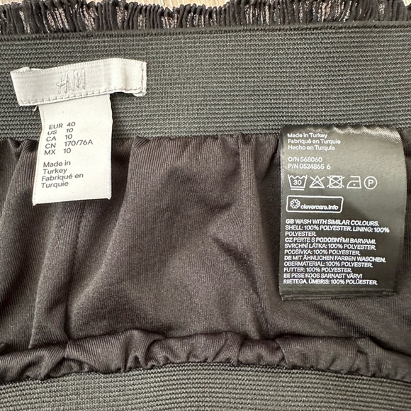 🛍️beautiful sheer pleated mini skirt excellent condition. - Picture 3 of 6